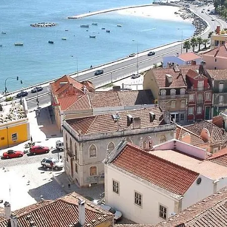 Lisbon Sea Side Chalet * Paco de Arcos