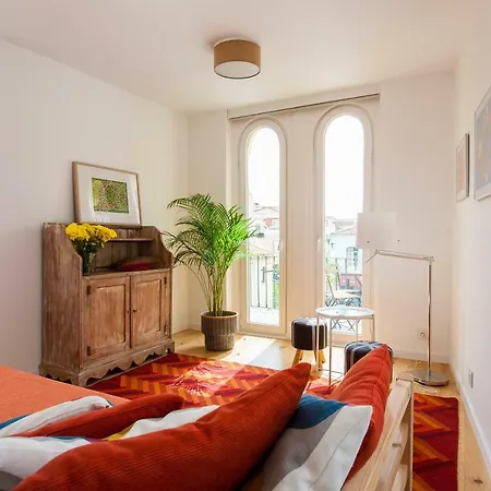 Apartment Lisbon Sea Side Chalet Paco de Arcos
