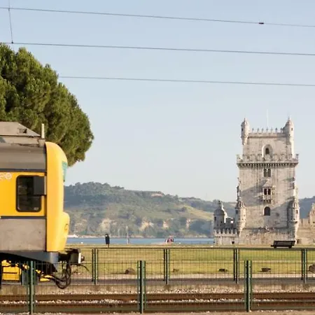 Lisbon Sea Side Chalet Paco de Arcos